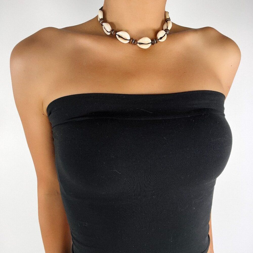 Vintage Y2K Cowrie Shell Choker Necklace - Casual Beachy Granola Girl Jewelry